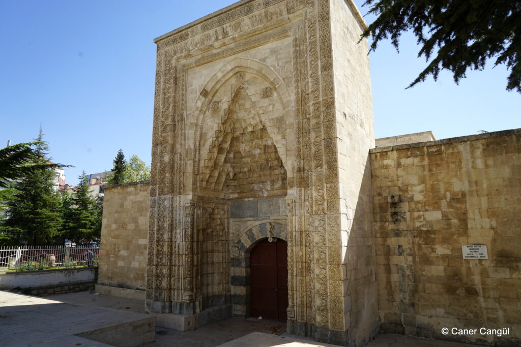 Hatuniye Medresesi, Karaman