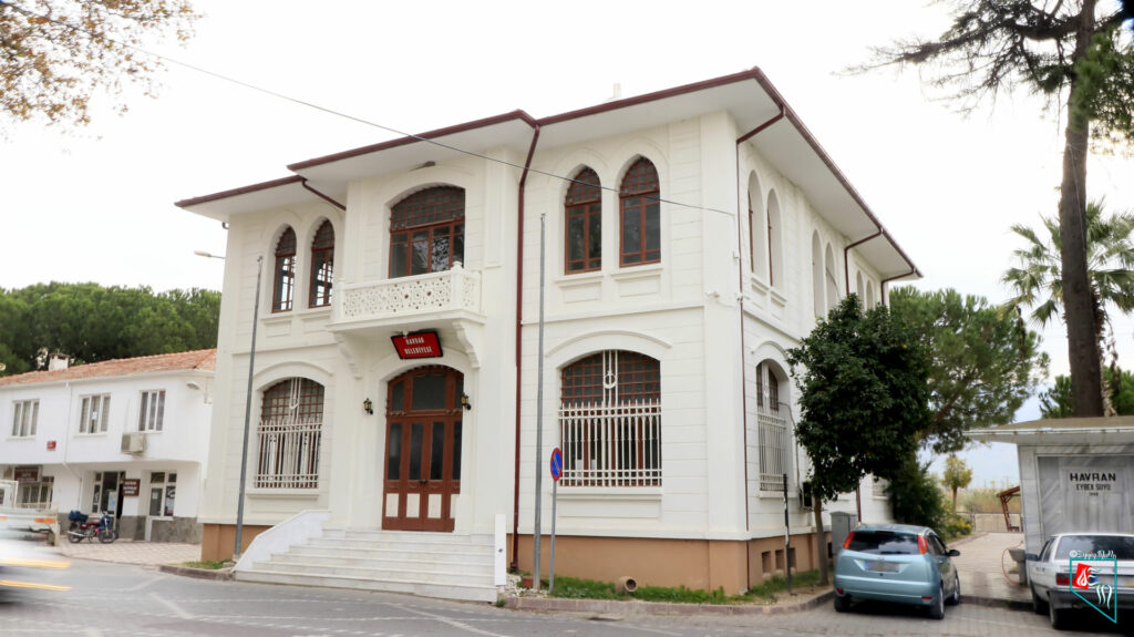 Havran Tarihi Belediye Binası