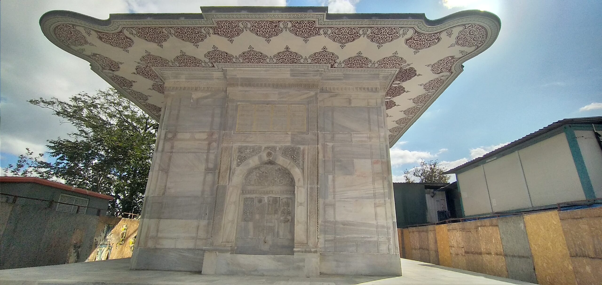 Hekimoğlu Ali Paşa Meydan Çeşmesi