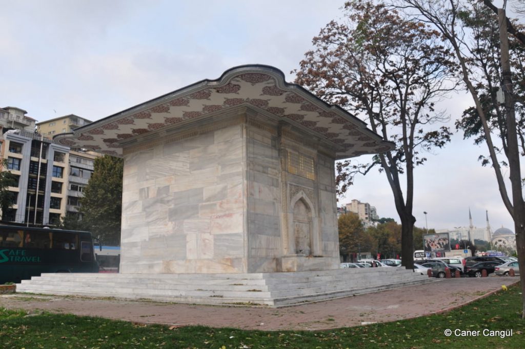 Hekimoğlu Ali Paşa Meydan Çeşmesi