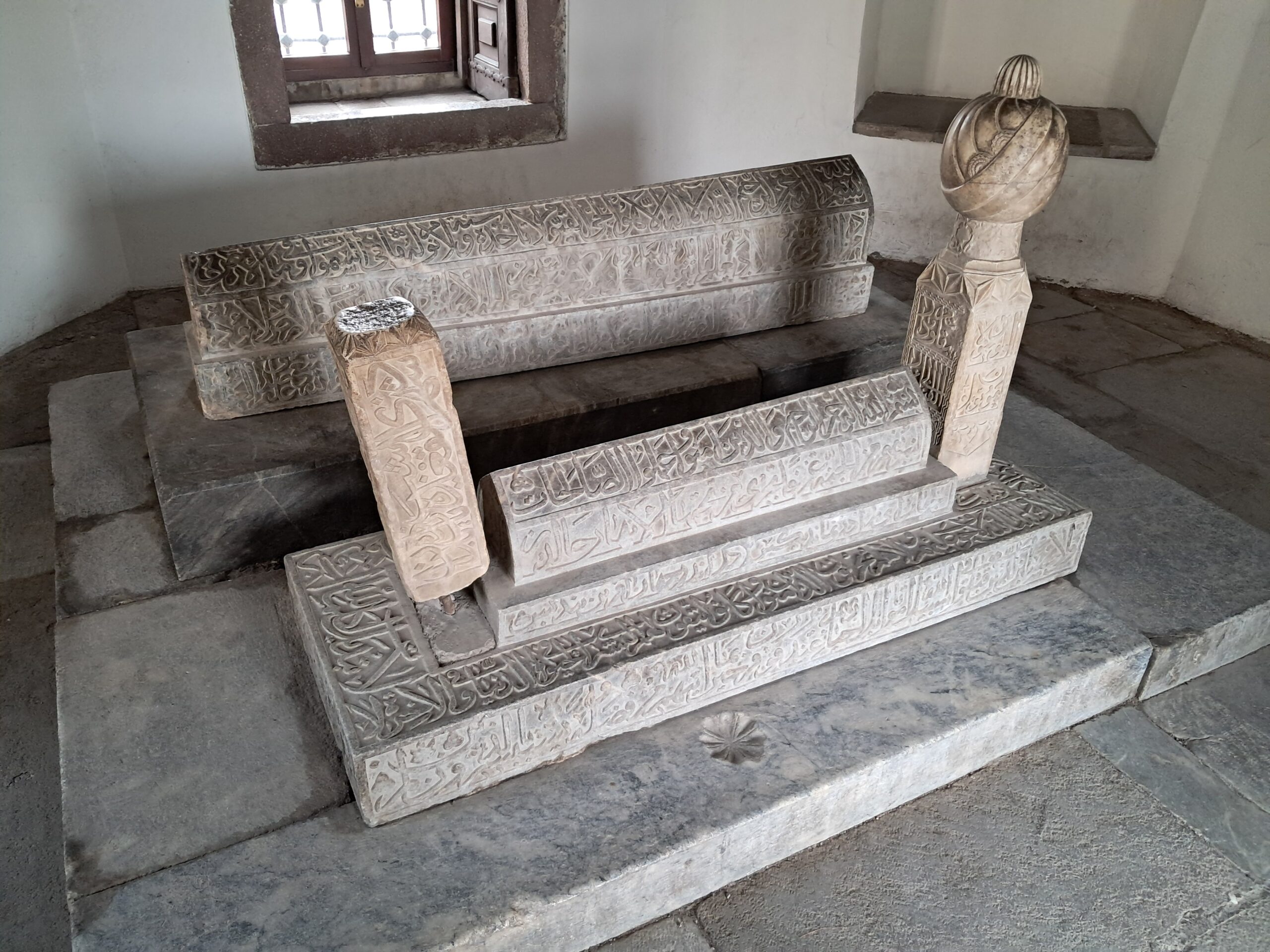 Hürrem Paşa Kabri