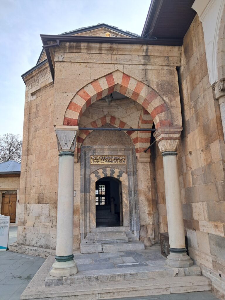 Hürrem Paşa Türbesi
