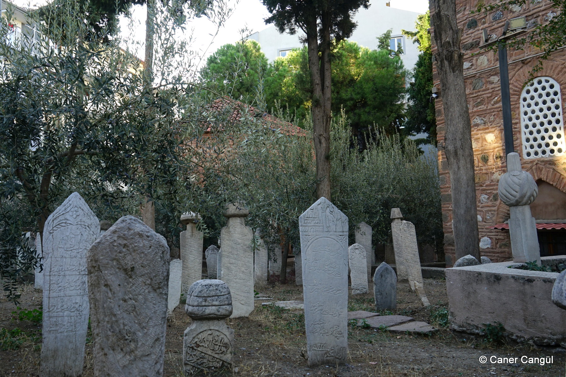 Hüsrev Ağa Camii Haziresi