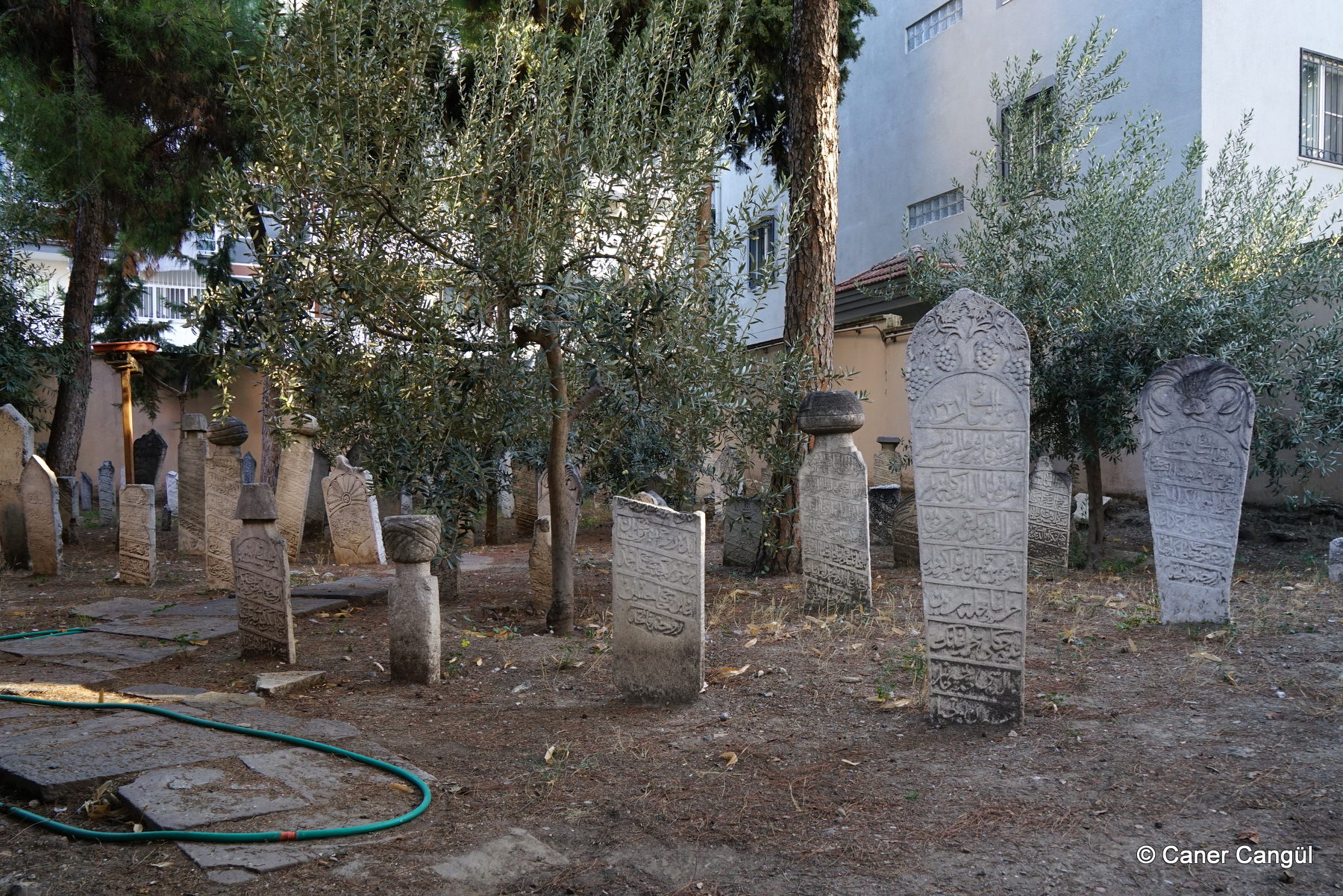 Hüsrev Ağa Camii Haziresi