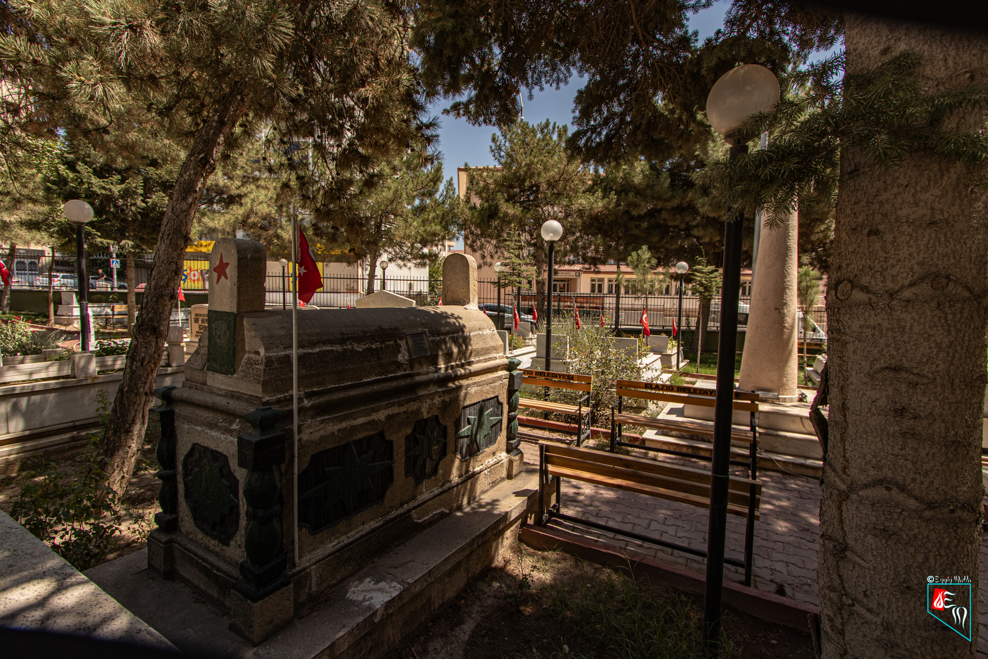 Elazığ İcadiye Şehitliği