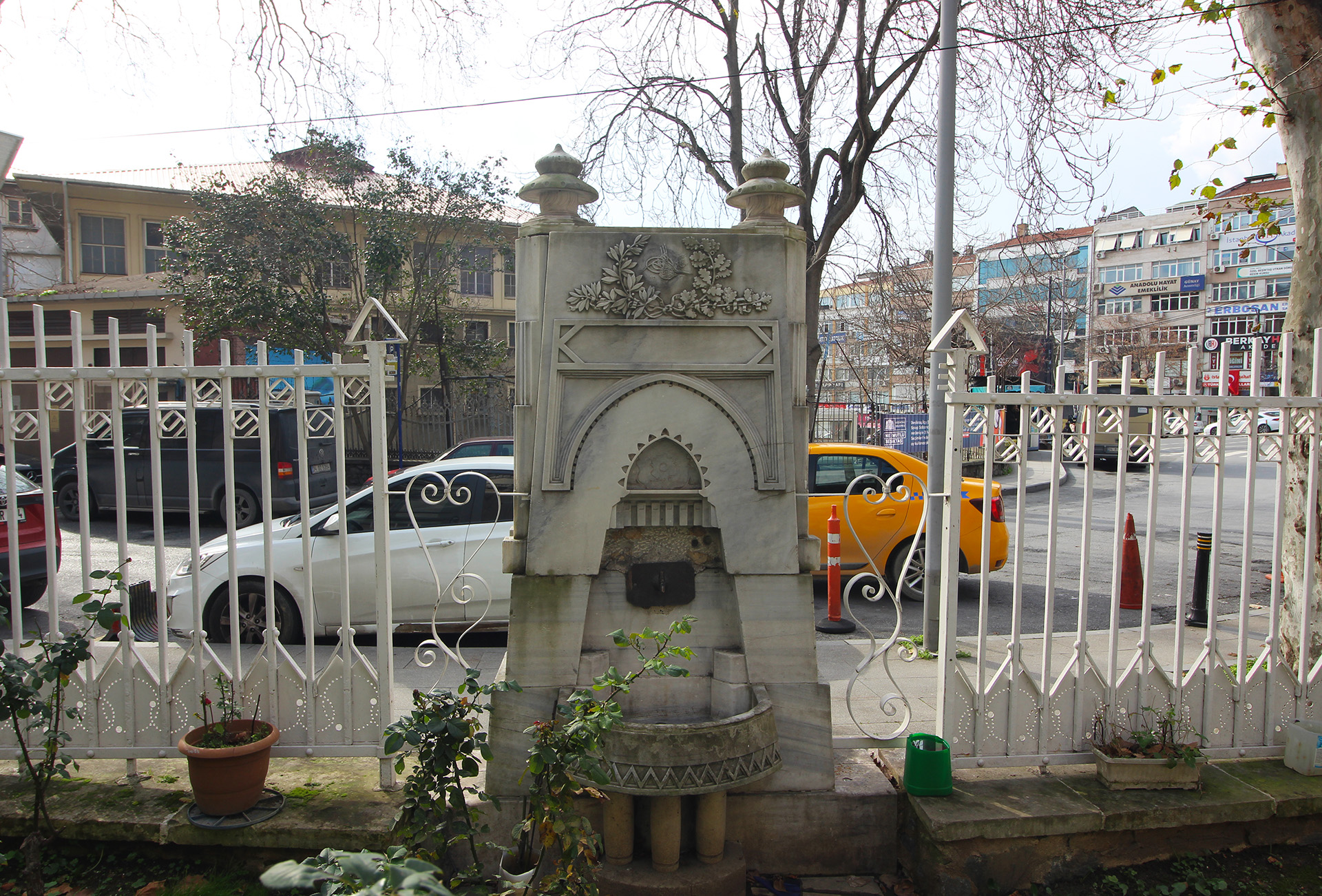 II. Abdülhamid Çeşmesi, Şeyh Zafir Külliyesi
