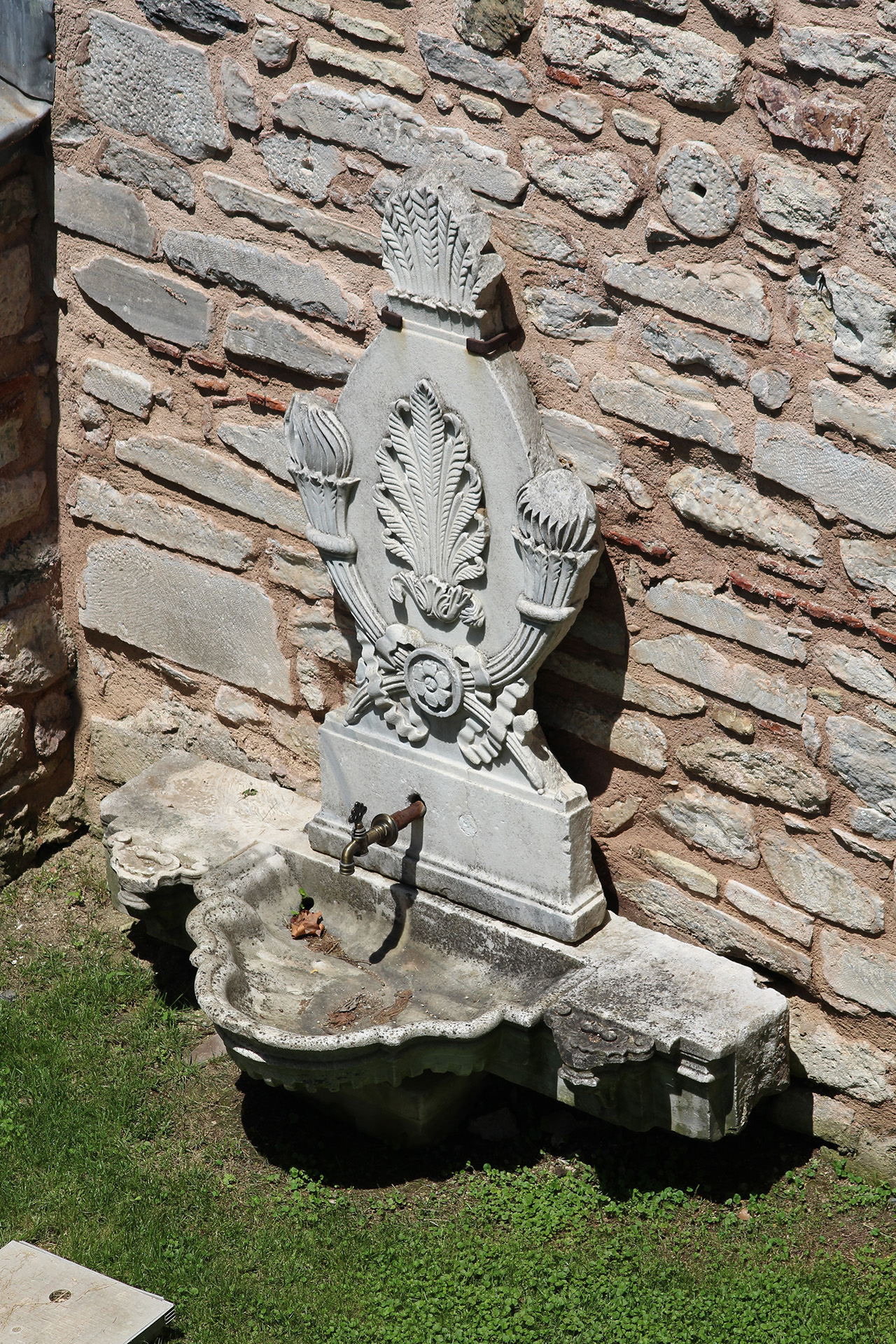 İncirlik Bahçesi Çeşmesi