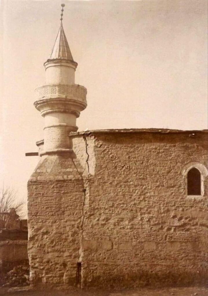 İplikçi Camii