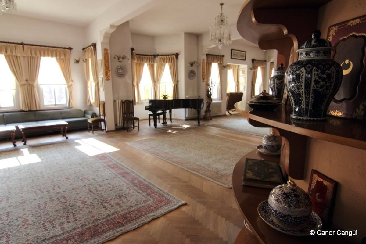 İstanbul Kitaplığı
