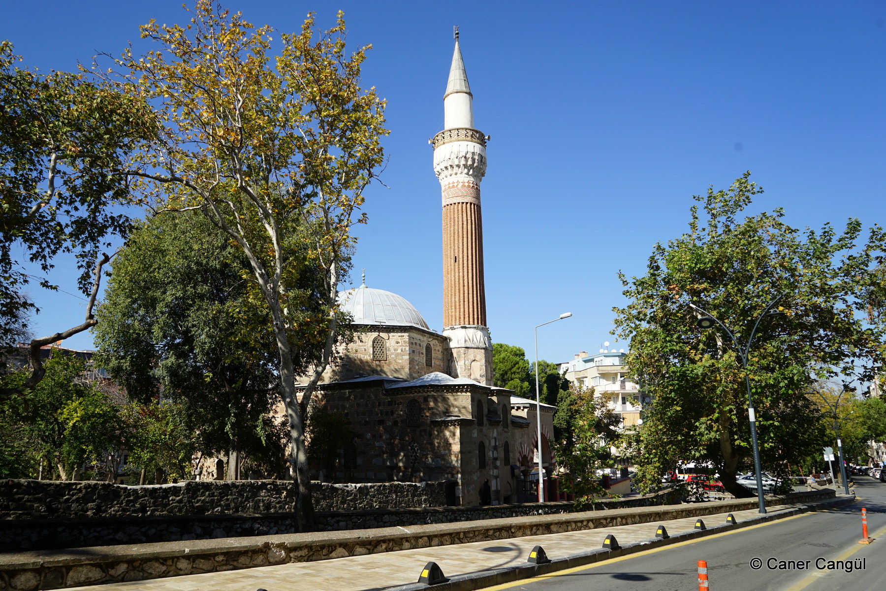 Manisa İvaz Paşa Camii
