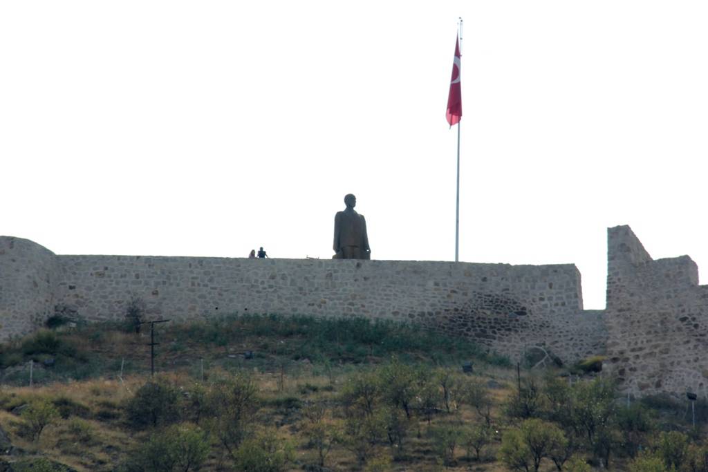 Kalecik Kalesi