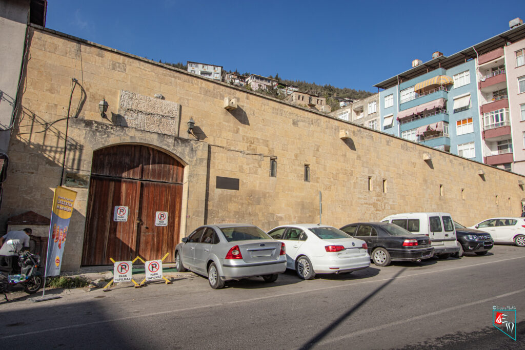 Kanuni Sultan Süleyman Kervansarayı, Belen