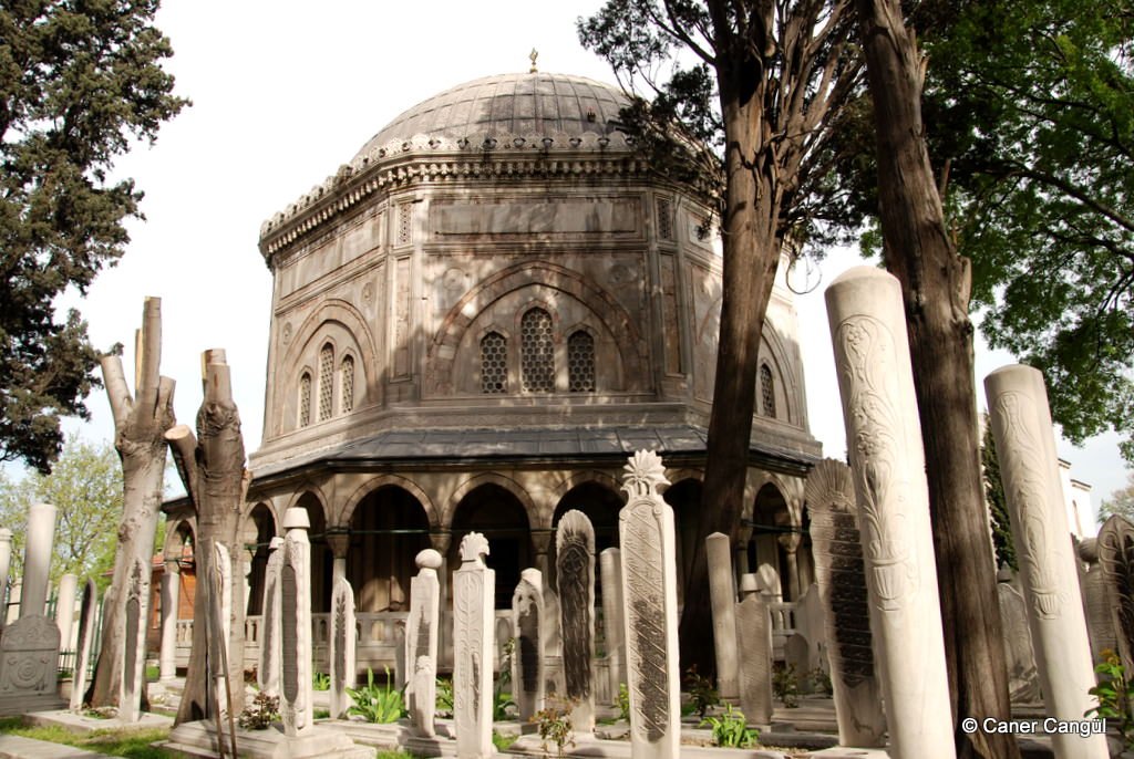 Kanuni Sultan Süleyman Türbesi