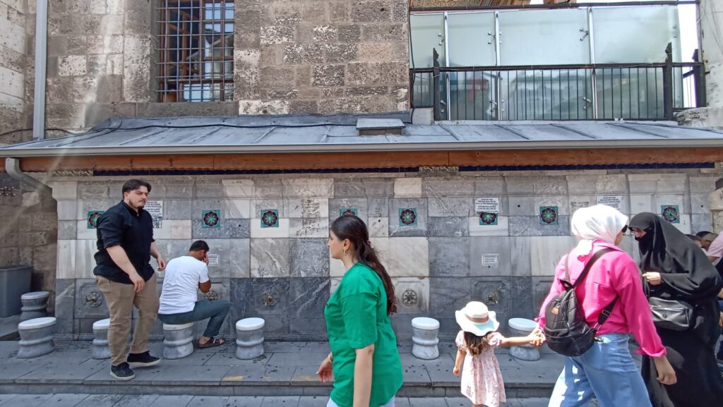 Kapu Camii Çeşmesi
