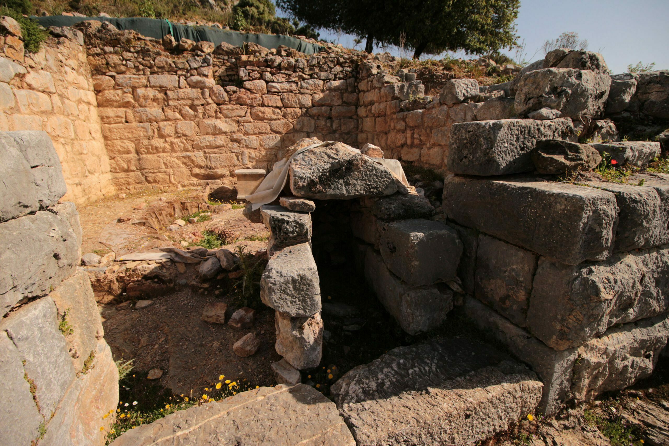 Kaunos Dionysos Tapınağı