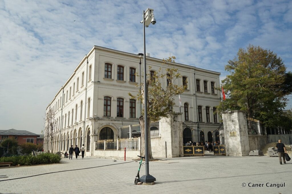 Keçecizade Mehmet Emin Fuat Paşa Konağı