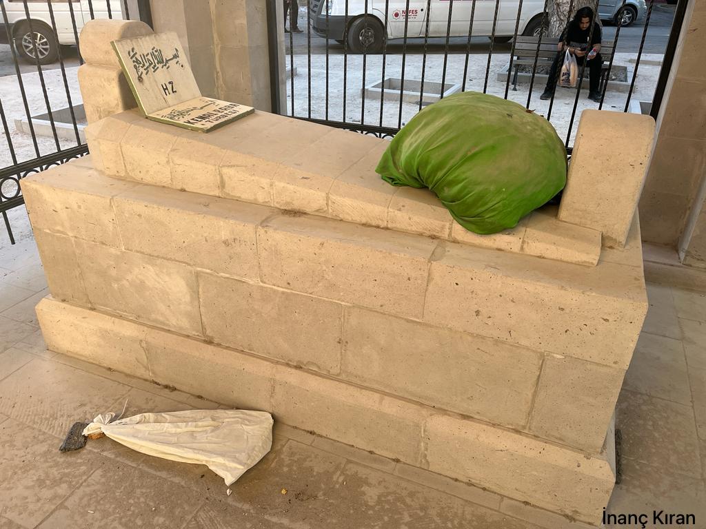 Kemal Baba Türbesi