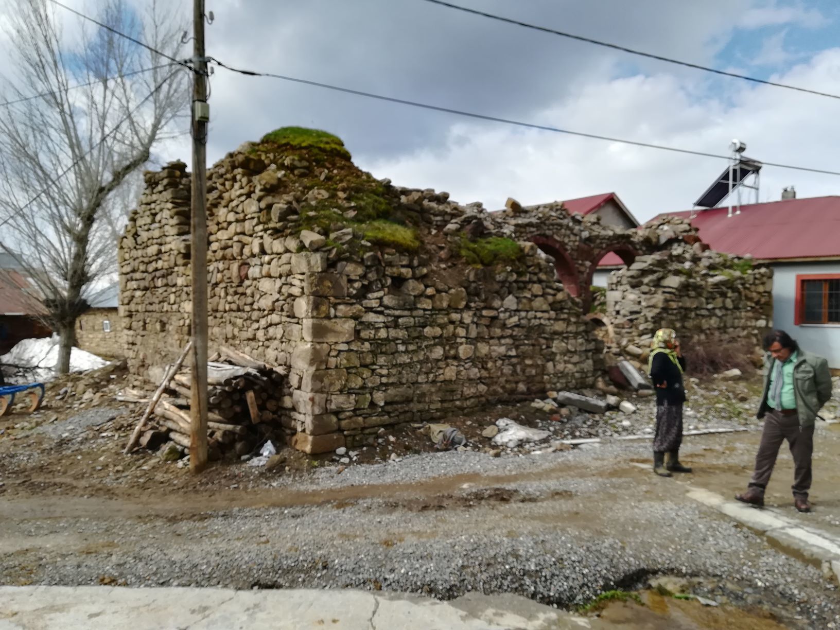 Kiğı Güneyağıl Köyü Kilisesi – dış görünüş
