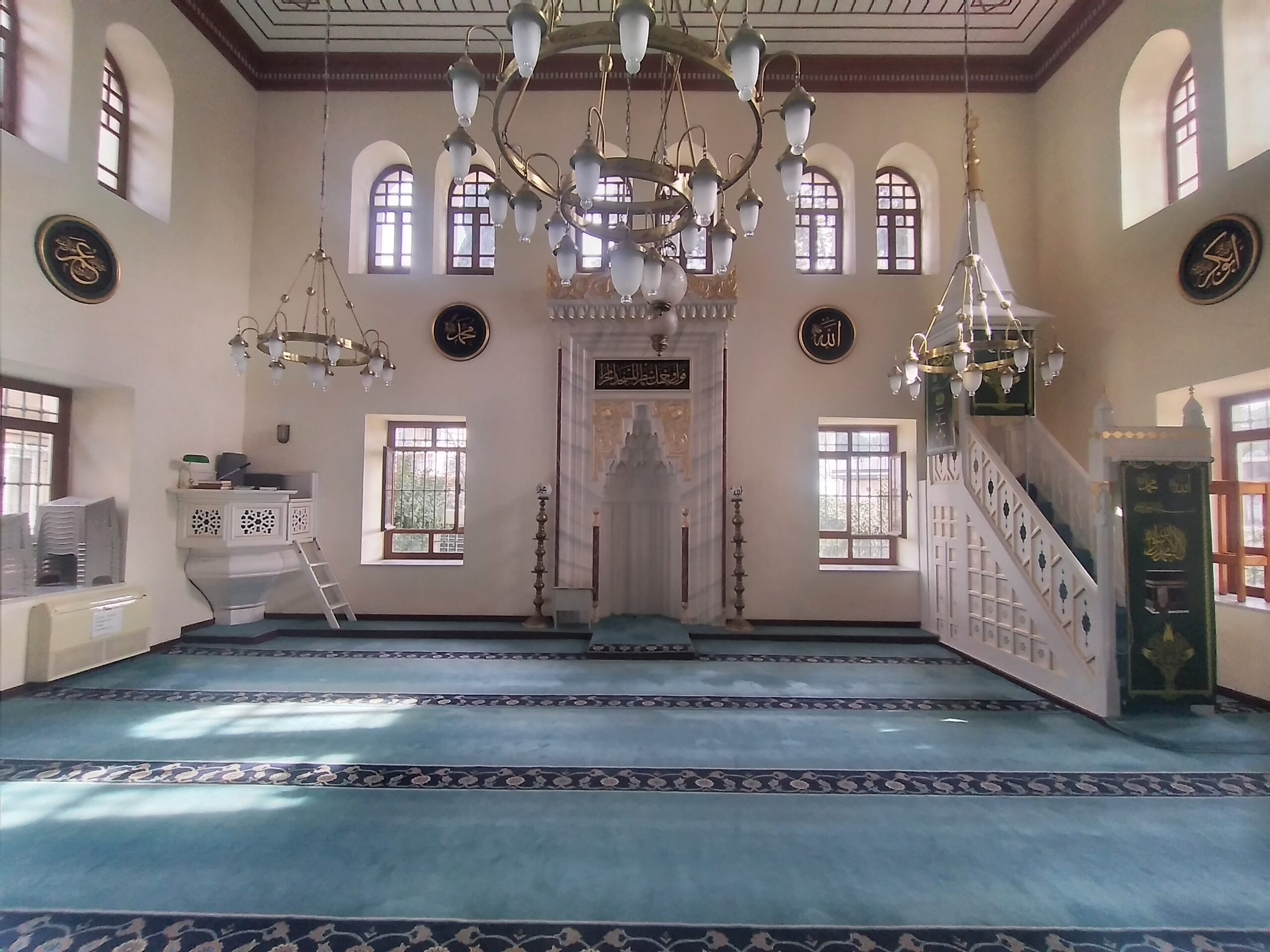 Kısıklı Camii İçi