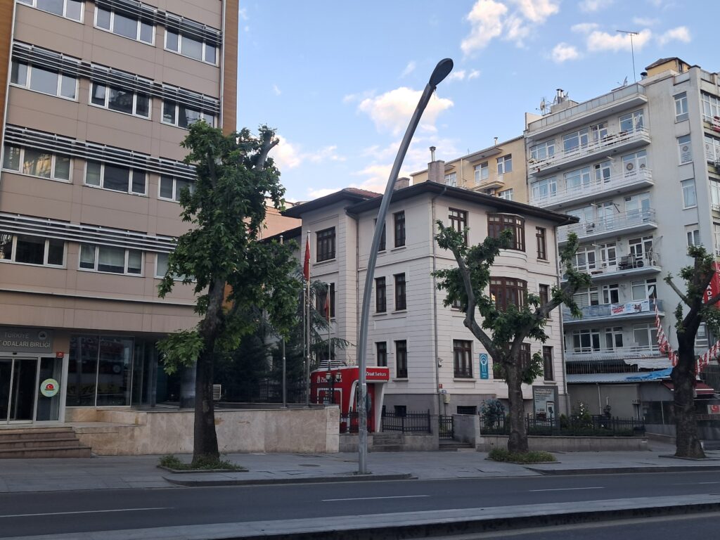 Kızılay Elektrik Etüd İdaresi Binası