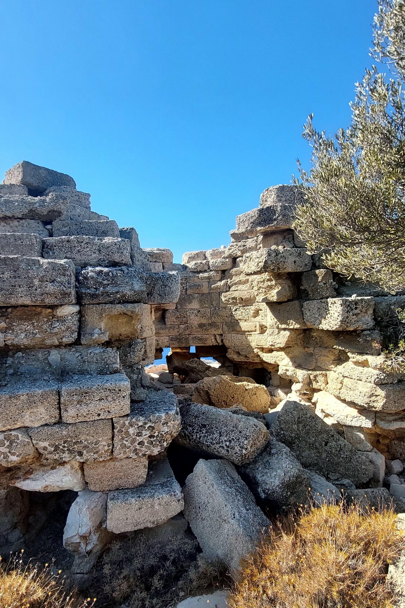 Knidos Aslanlı Mezar