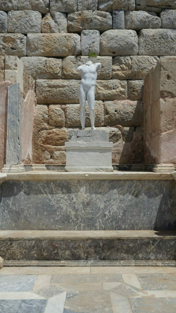 Knidos Symmachos Heroonu