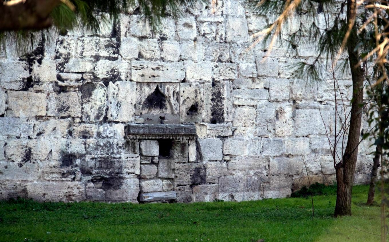 Yedikule Hisarı Çeşmesi