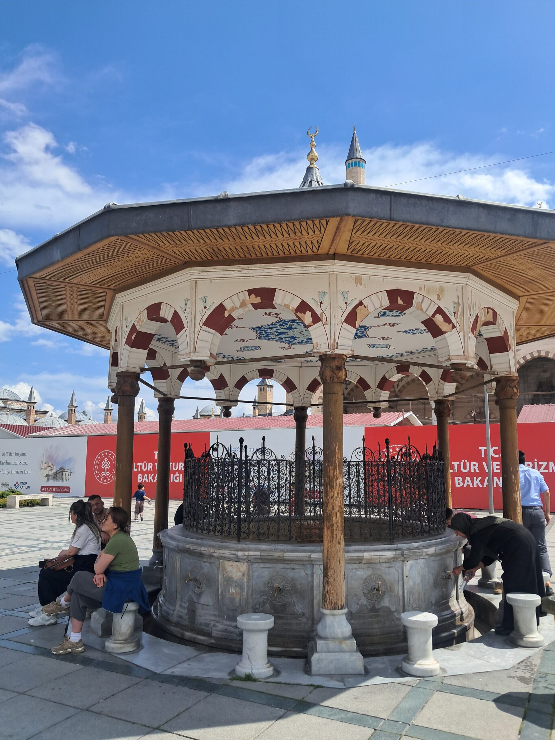 Konya Sultan Selim Camii Şadırvanı