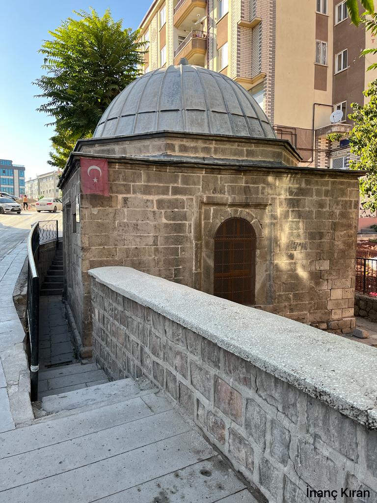 Külhani Ali Baba Türbesi