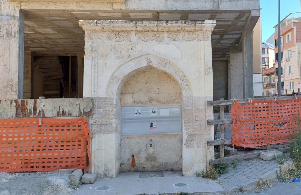 Kuru Paşa Çeşmesi