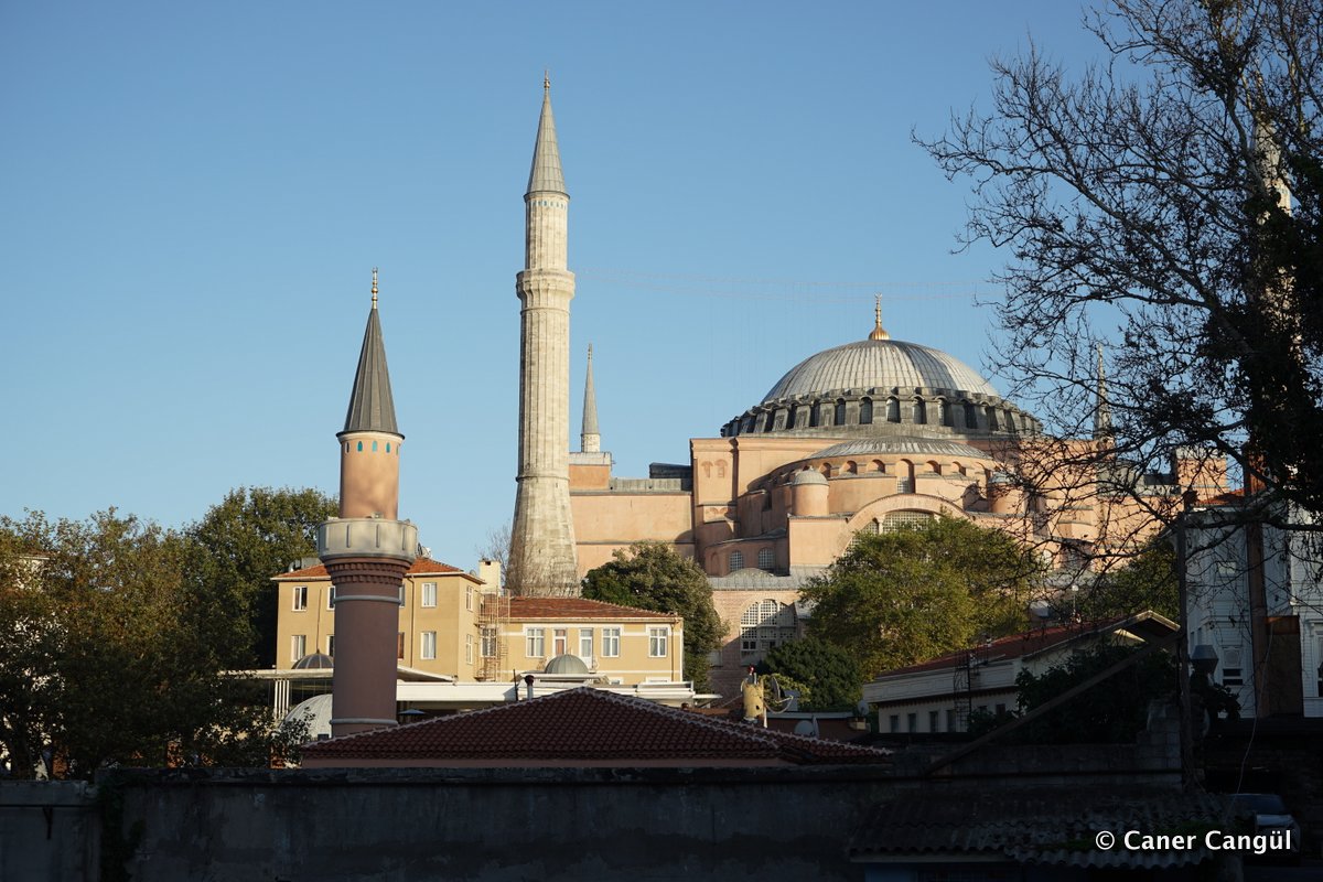 Lala Hayrettin Mescidi Minaresi