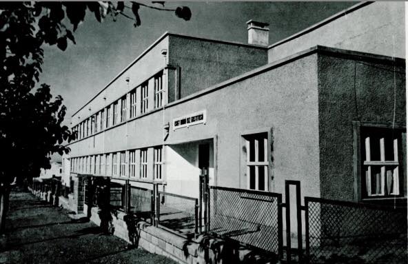 Manisa Kız Enstitüsü