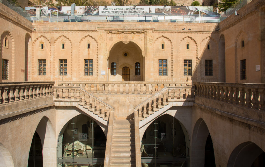 Mardin Postane Binası