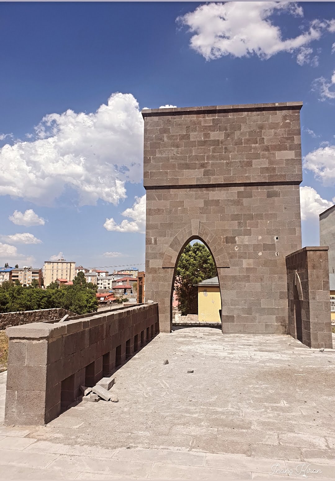 Meçhul Asker Anıtı, Kars