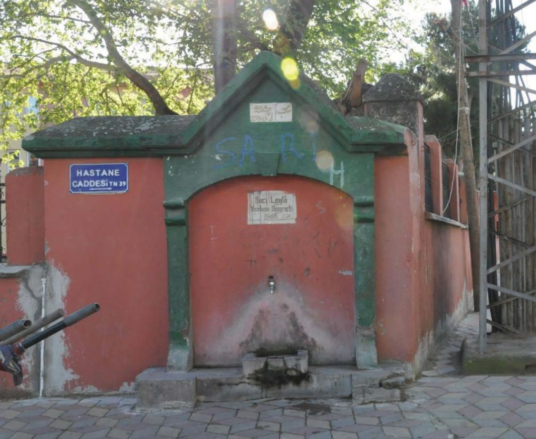 Mektep Çeşmesi