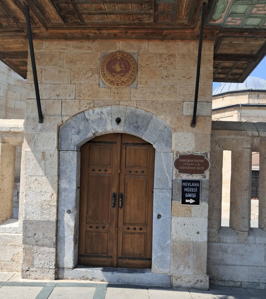 Mevlana Külliyesi Hamuşan Kapısı