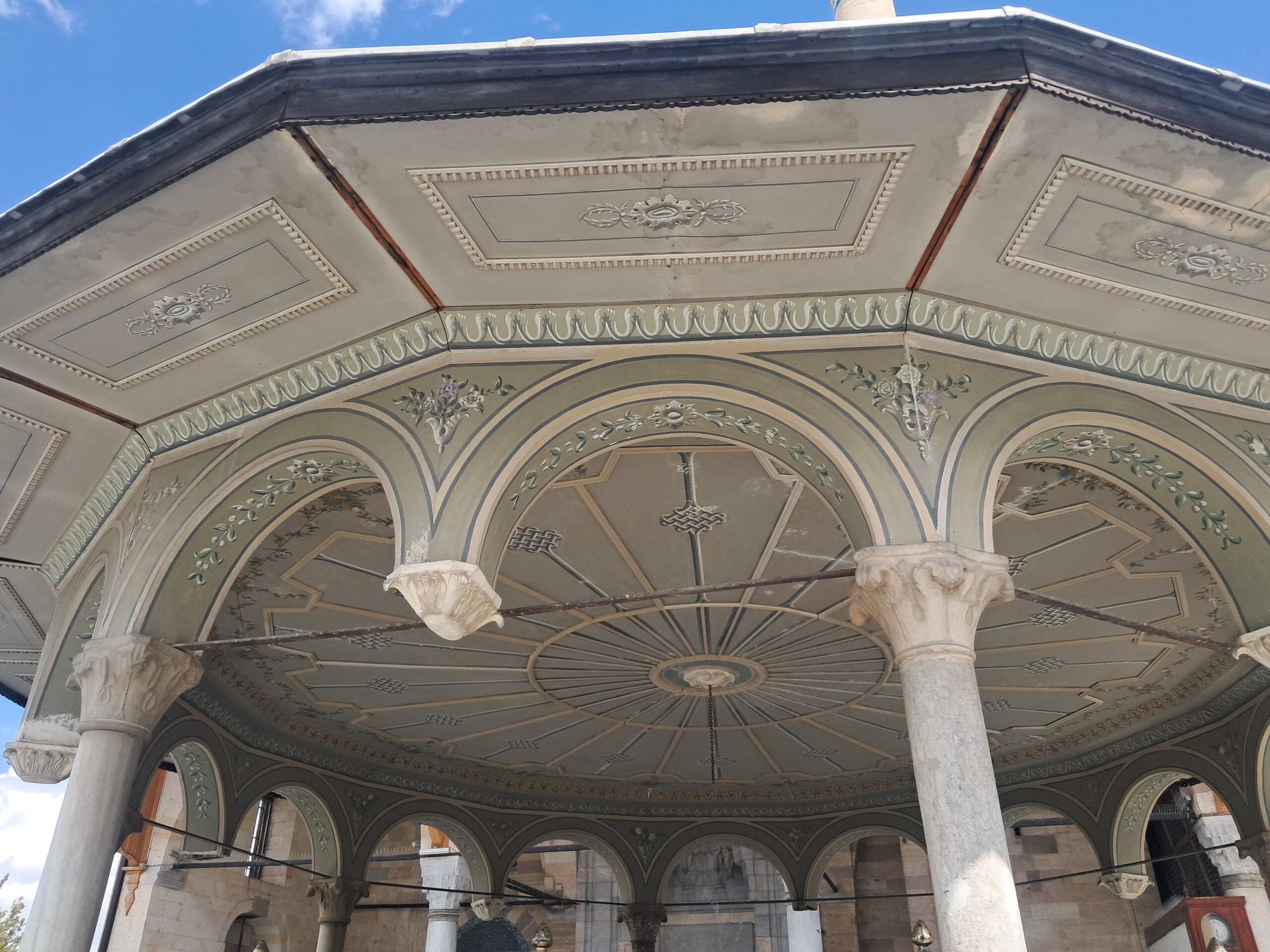 Mevlana Dergah Şadırvanı tavan-kubbe detayı