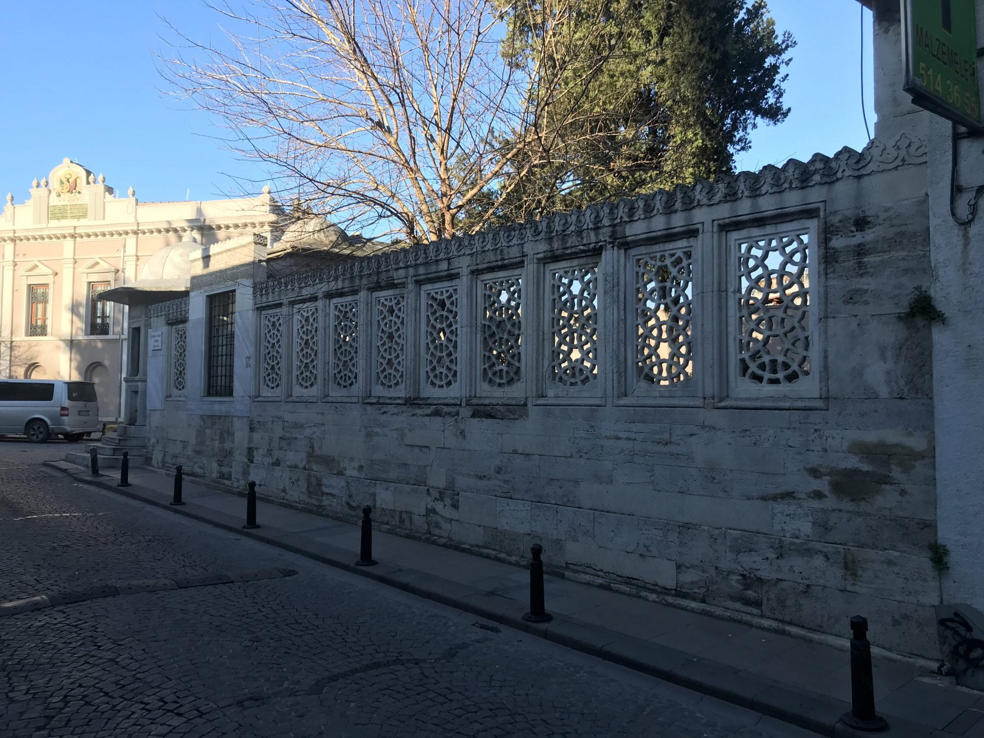 Mimar Sinan Türbesi