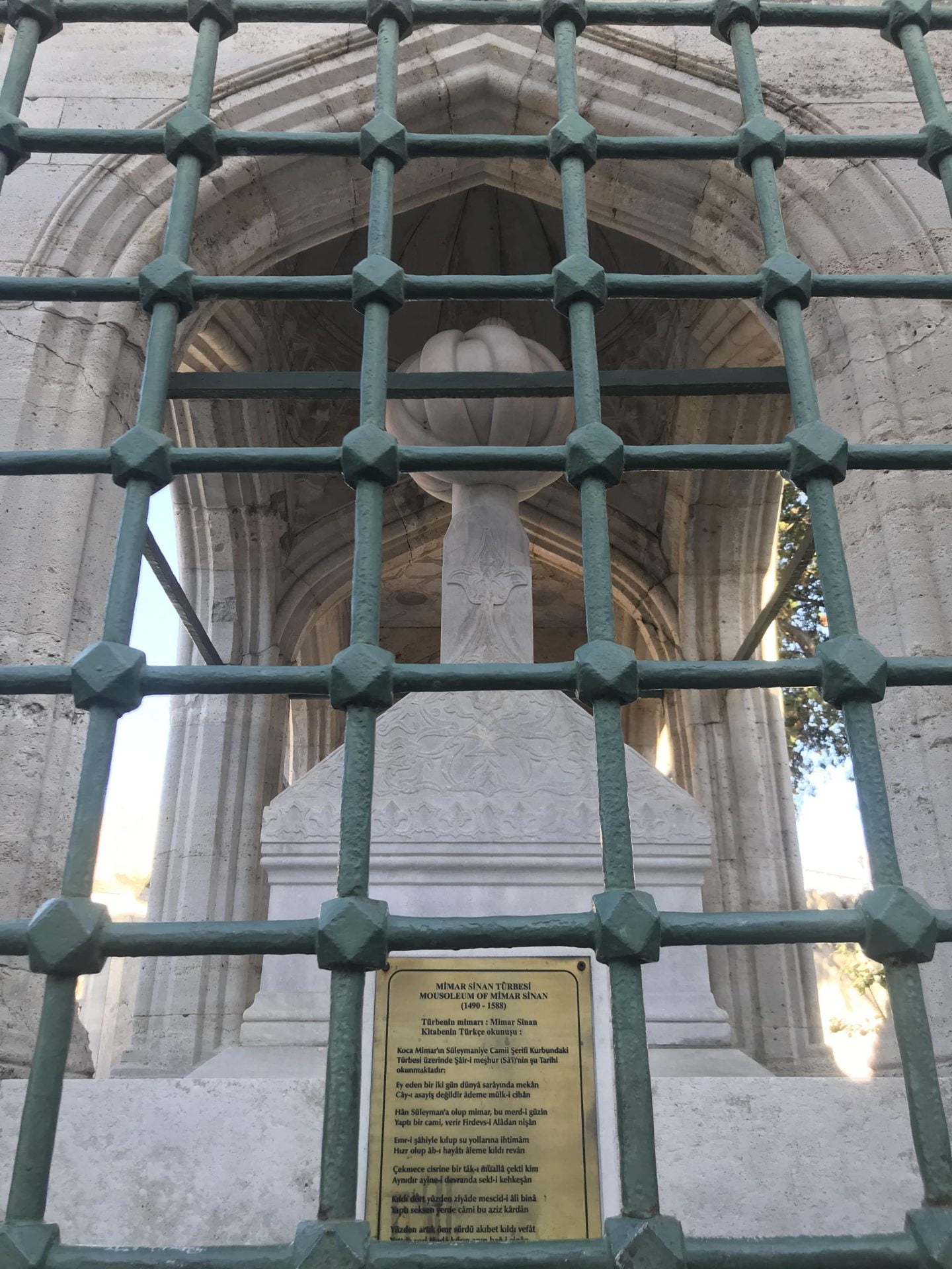 Mimar Sinan Türbesi