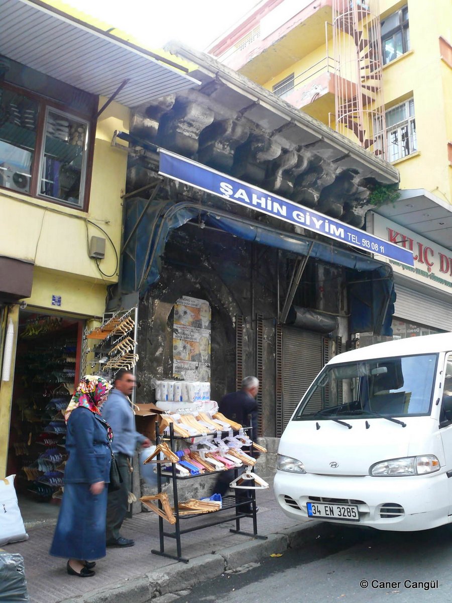 Mirahur Hasan Ağa Çeşmesi