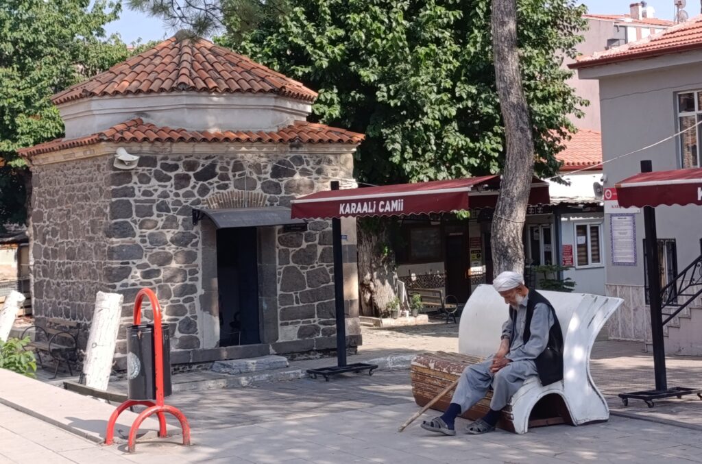 Müderris Hacı Ahmed Okur Kütüphanesi