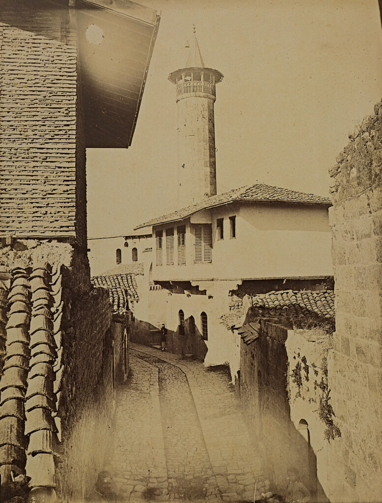 Nakip Camii