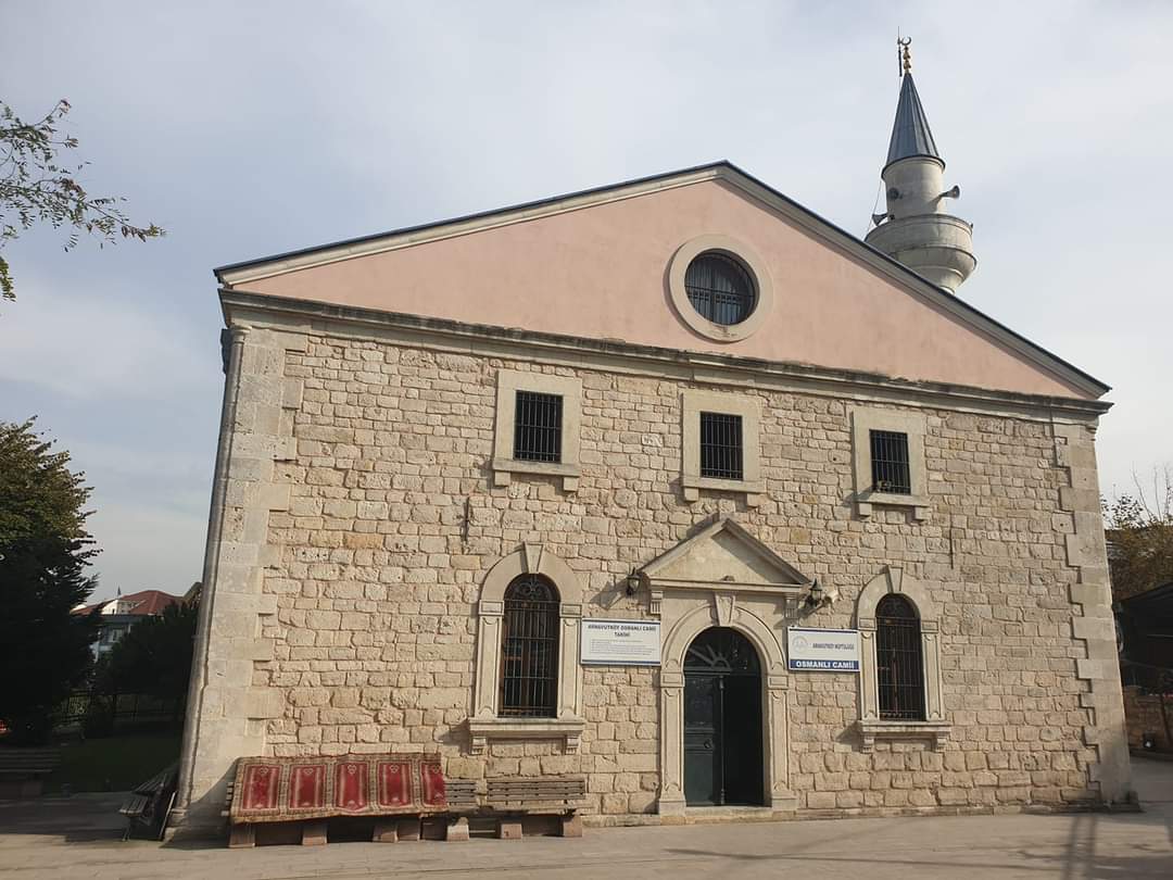 Osmanlı Camii, Arnavutköy