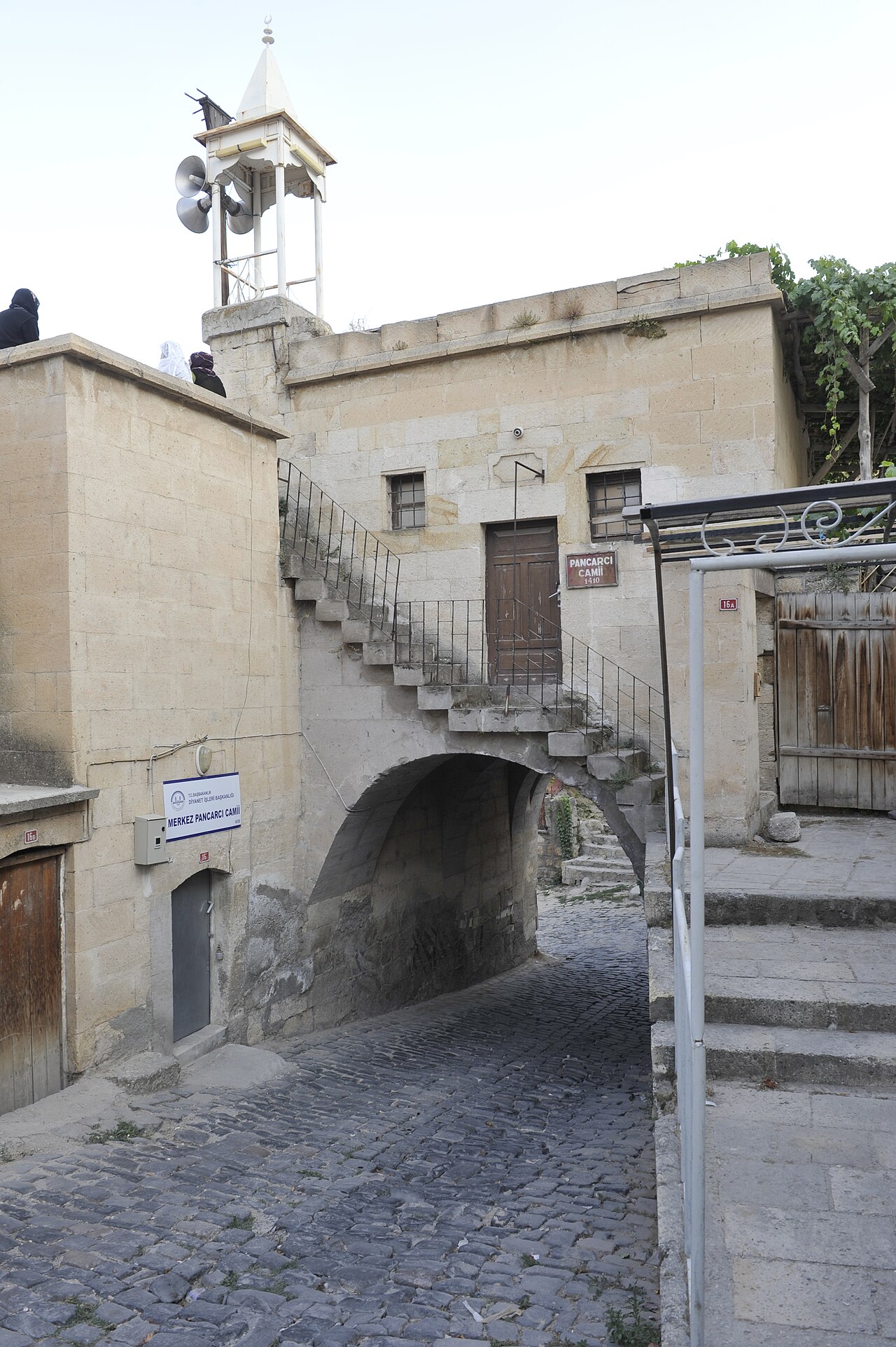 Pancarcı Camii