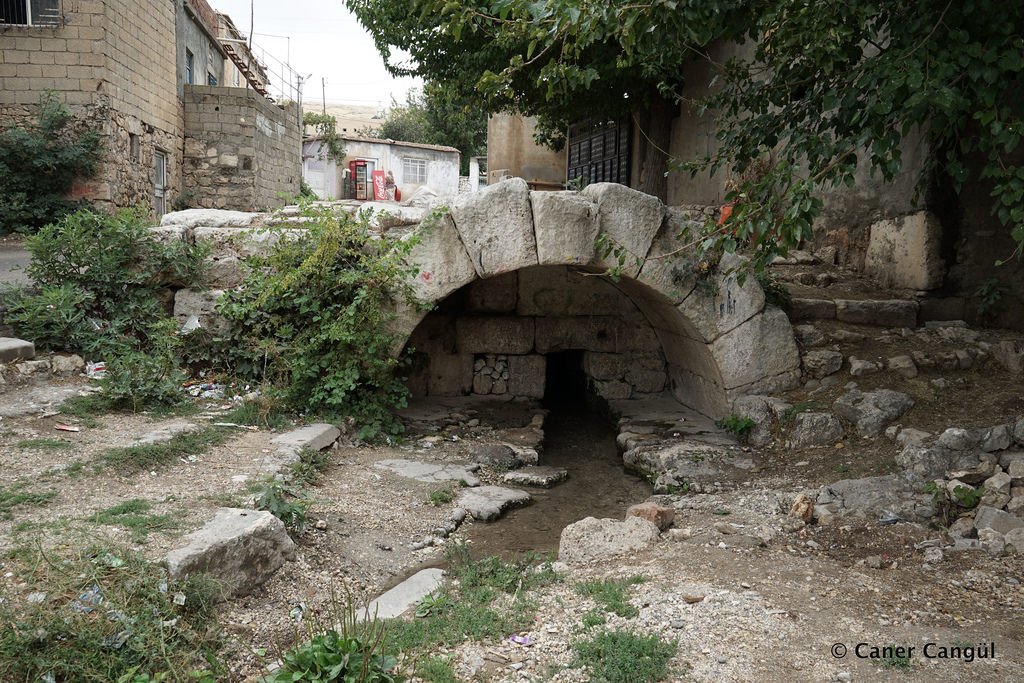 Perre Roma Çeşmesi