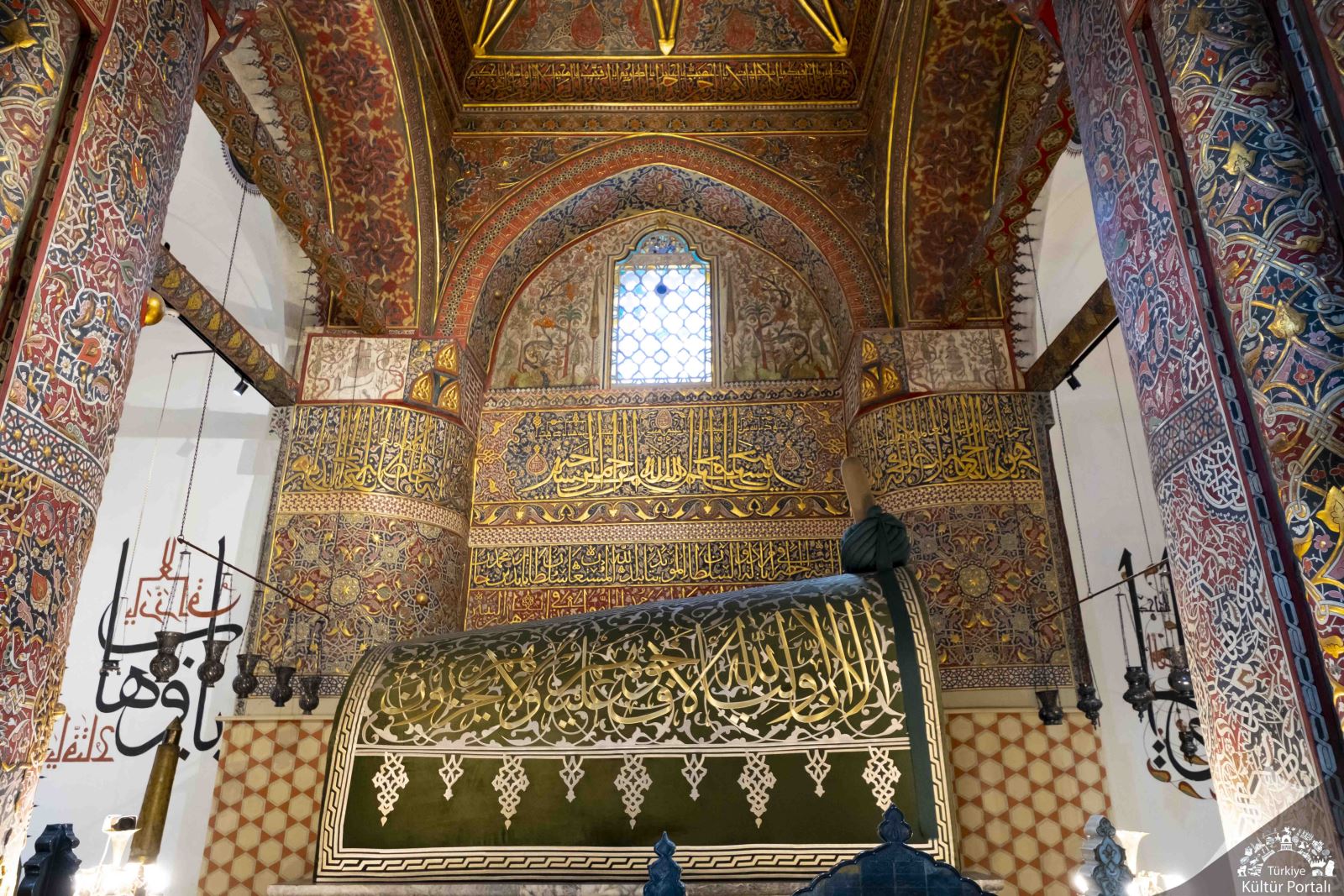 Pûşîde (Mevlâna’nın Mezar Örtüsü)