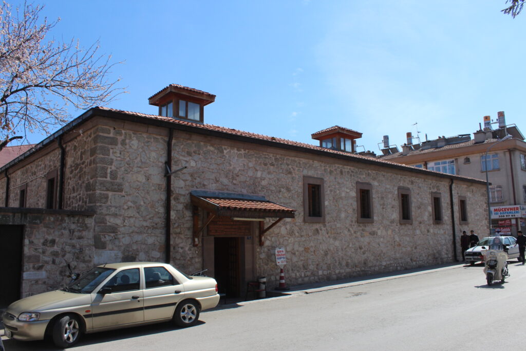 Sahip Ata Hamamı