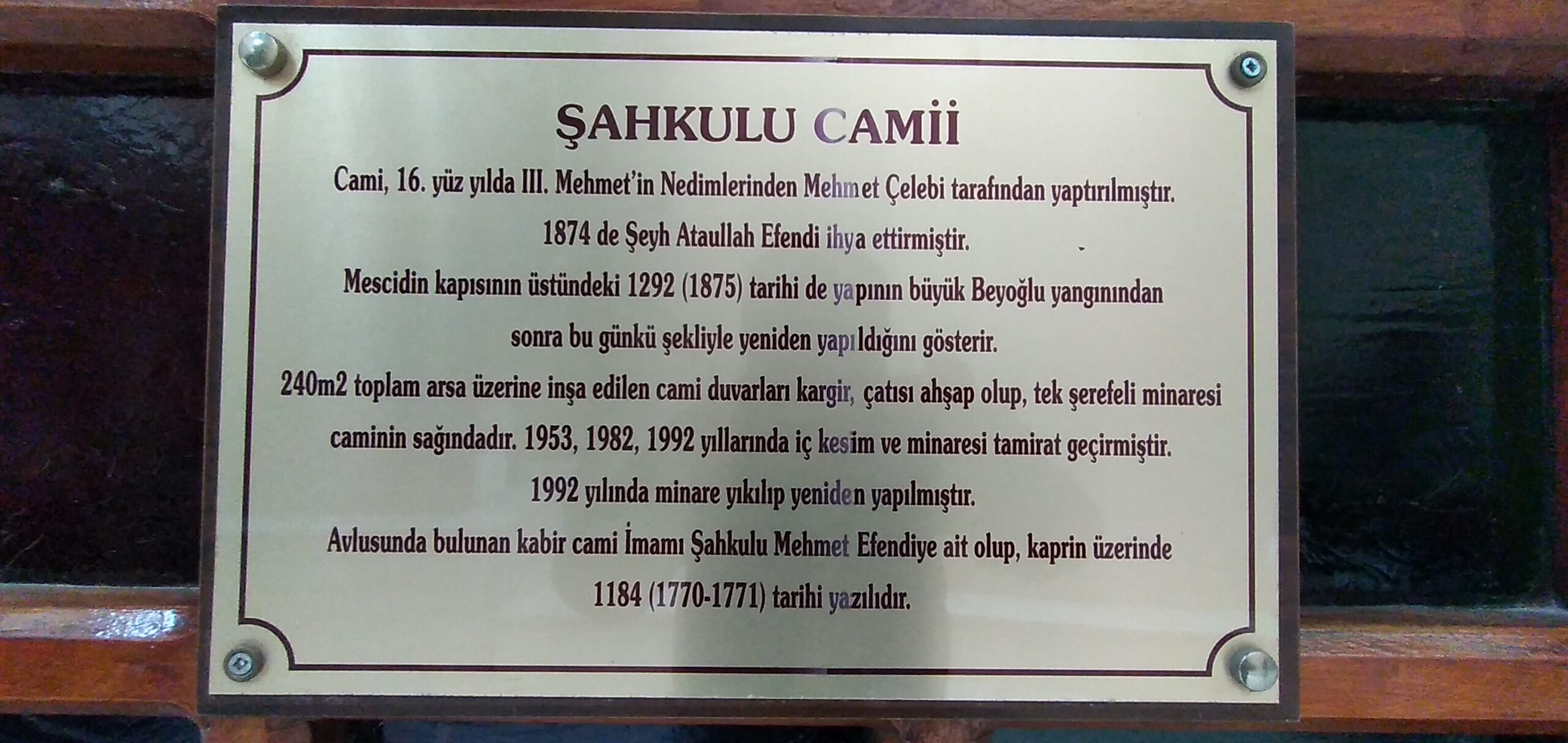 Şahkulu Camii Açıklama Tabelası