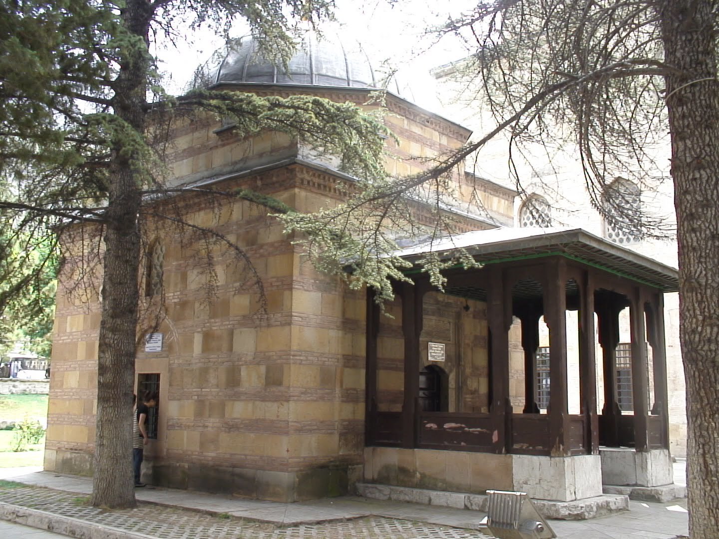 Osman Çelebi Türbesi