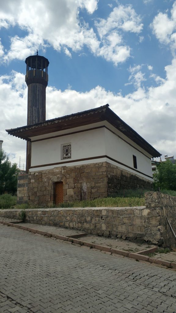 Şems Bezirgân Camii